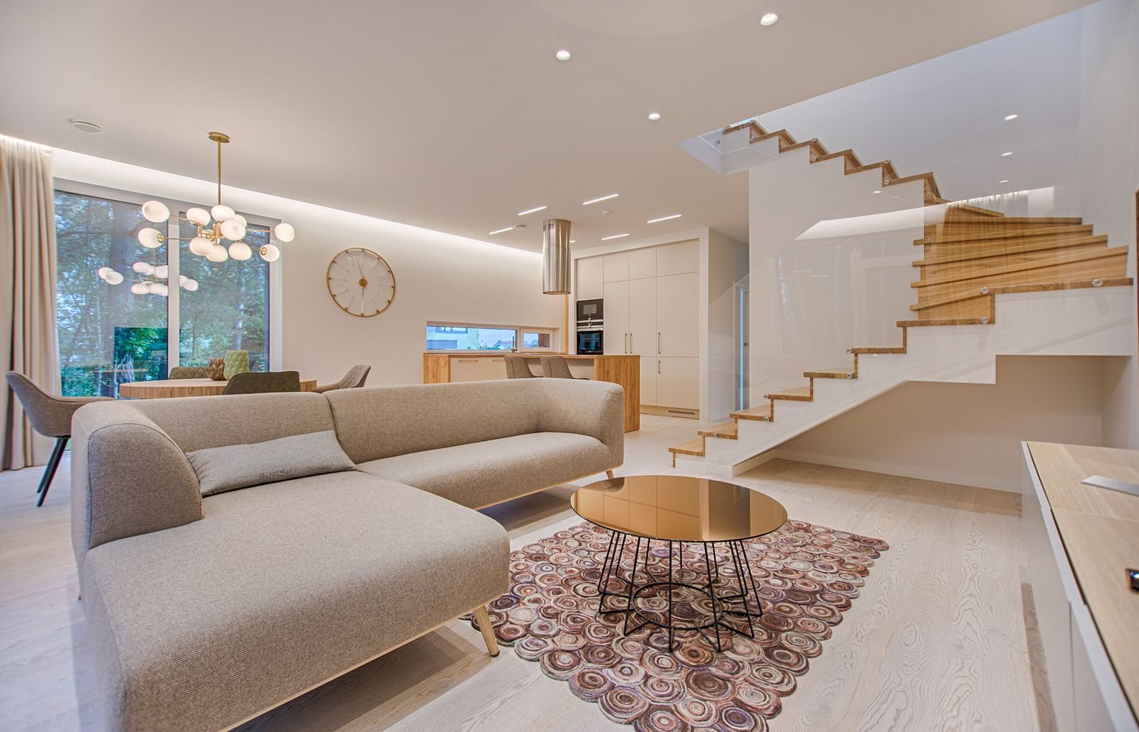 Condo Lobby Refurbishment: How to Design a Lobby That Ages Well